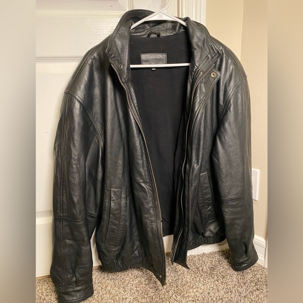 Men’s Black Leather Jacket L John Ashford